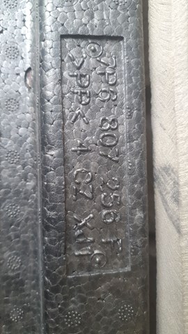 Абсорбер бампера заднього 7P6807256F VAG
