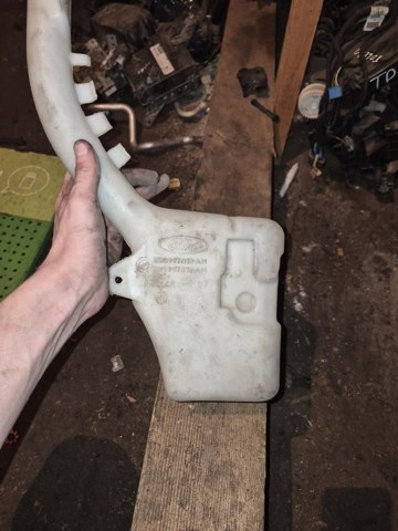 Бачок омивача лобового скла 1354171 FORD