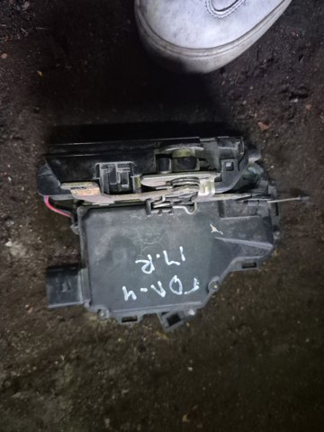 Внутрішній дверний замок 6X1837014C VAG