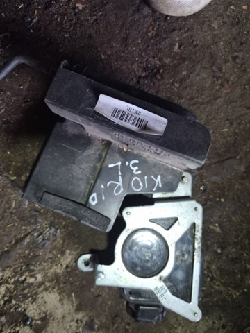 Замок задніх дверей, лівих 814121G001 HYUNDAI