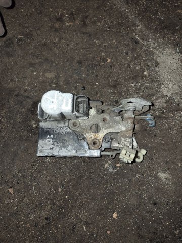 Замок задніх дверей, правих 96260996 GM