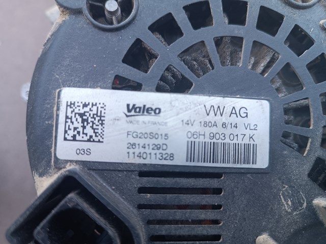 Авто генератор 06H903017K VAG