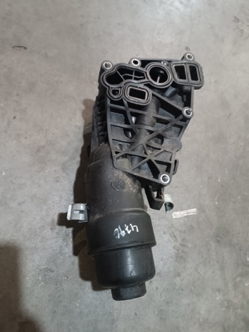 Корпус масляного фільтра 11428585235 BMW