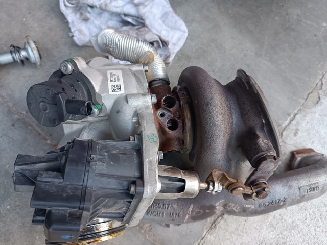 Турбонаддув 11658672928 BMW