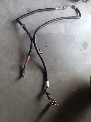 Кабель стартера 12428602973 BMW