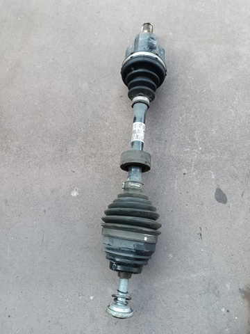 Привід передній лівий 31608482645 BMW
