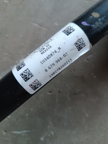 Піввісь задня, права 33208679968 BMW