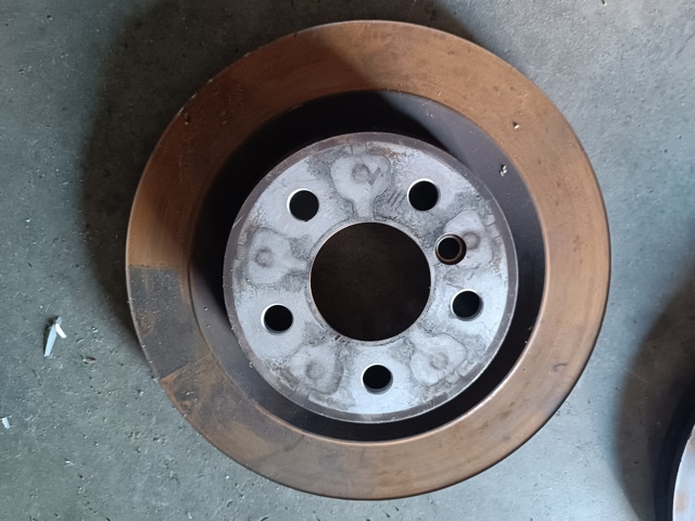Диск заднього гальма 34216799369 BMW