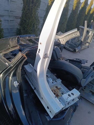 Отвір передніх правих дверей 41007436158 BMW