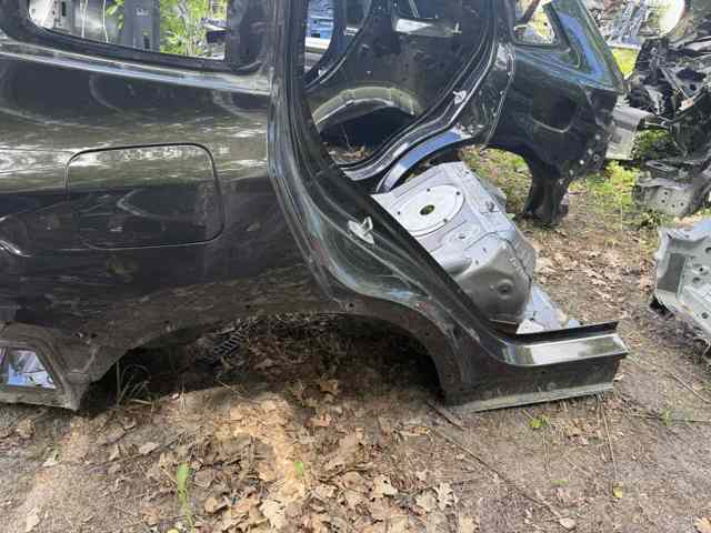 Крило праве заднє 41007494012 BMW