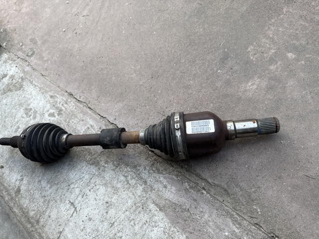 Привід лівий 4880213AJ CHRYSLER