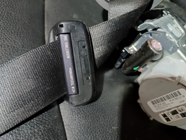 Ремінь безпеки передній правий 4KE857706GV04 VAG