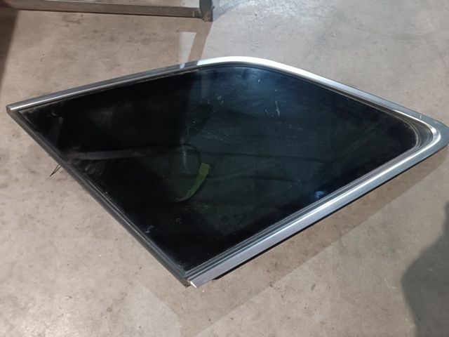 Скло багажника, ліве 4M0845297B VAG