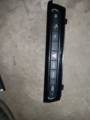 Блок кнопок центральної консолі 4M0925301K VAG