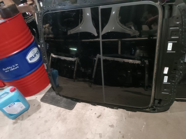 Кришка люка даху передня 4M8877055A VAG