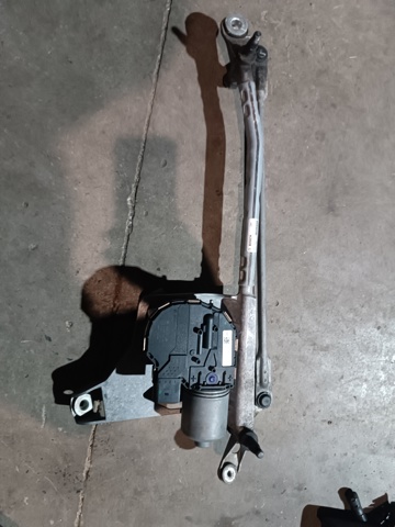 Трапеція щіток лобового скла 4M8955023 VAG