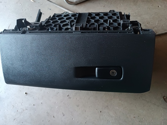 Ящик для предметів догляду 51166965758 BMW