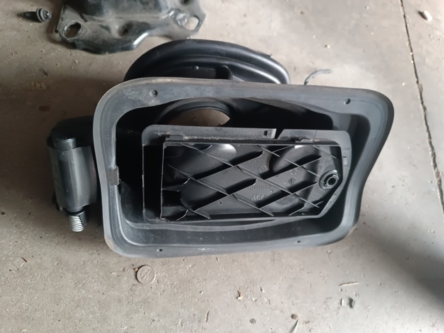 Шланг заливної горловини, паливного бака 51177359171 BMW