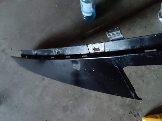 Накладка задньої двері, лівої, вертикальна 51357349675 BMW