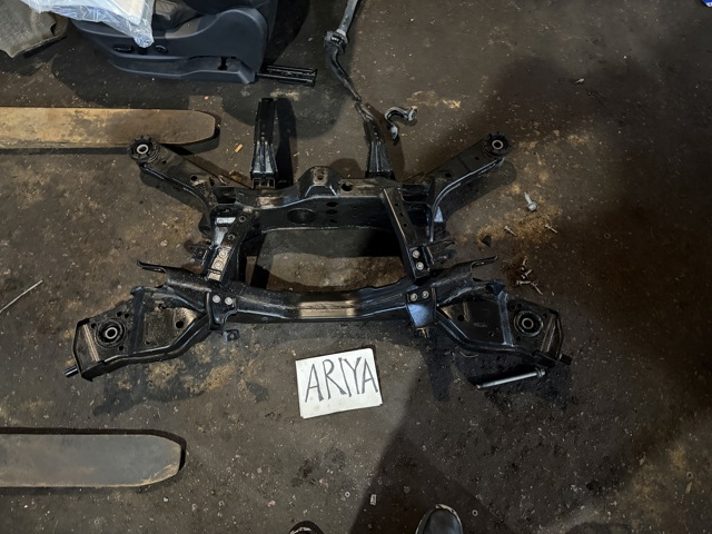 Підвіска задня 554005MP1A NISSAN