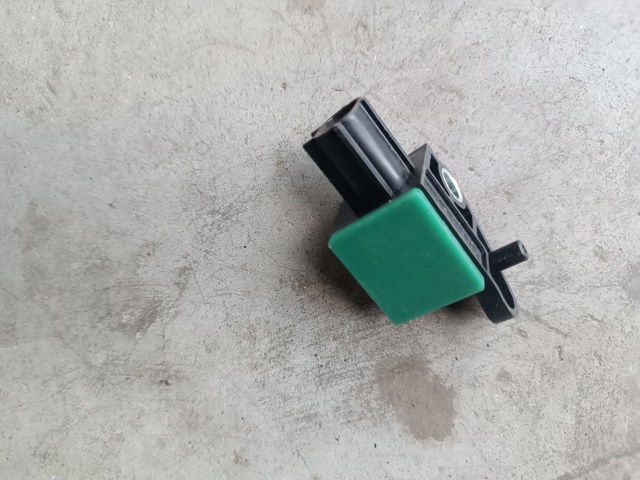 Датчик AIRBAG передній 5N0959351B VAG
