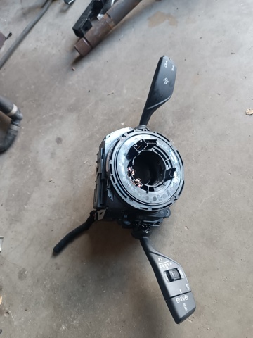 Перемикач підрульовий 61316823666 BMW