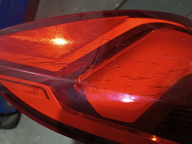 Фара задня права зовнішня 63217420740 BMW