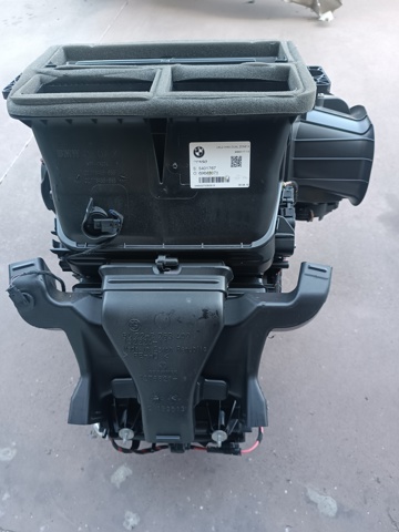 Корпус печі в зборі 64116827060 BMW