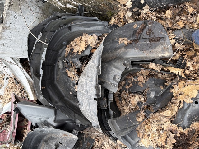 Підкрилок задній лівий 68209677AF CHRYSLER
