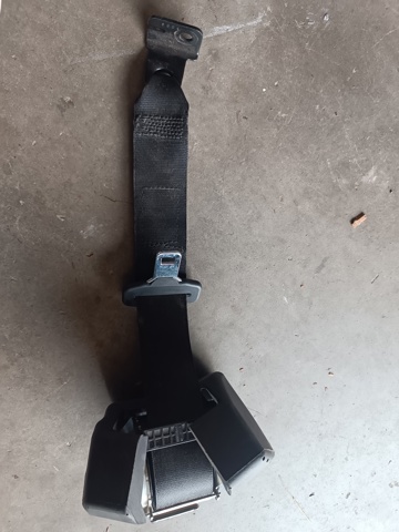 Пасок безпеки задній лівий 72117313385 BMW