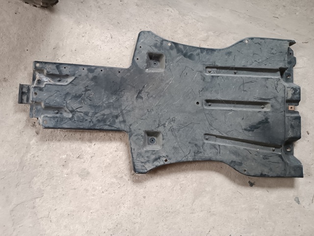 Захист двигуна задній 7L8825231A VAG