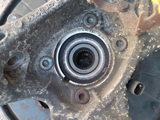Цапфа ліва 7P0505435B VAG
