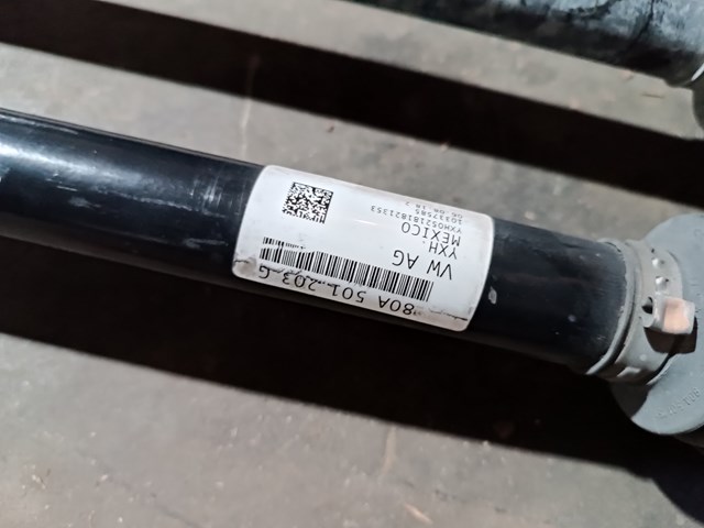 Піввісь задня, ліва 80A501203G VAG