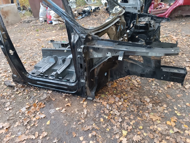 Лонжерон рами передній правий 80A803104TASTL VAG