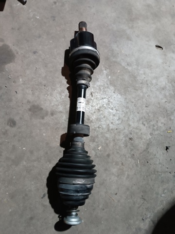 Привід лівий 8482645 BMW