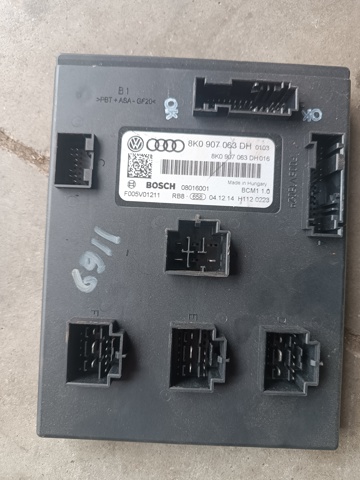 Блок управління бортової мережі 8K0907063DH VAG