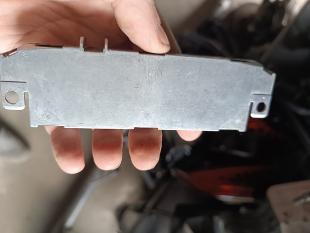 Підсилювач сигналу антени 8K5035225AA VAG
