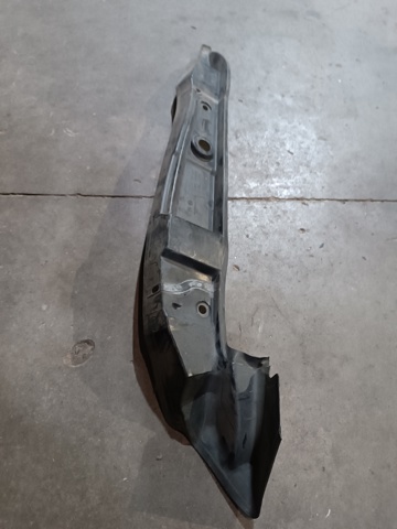 Ущільнювач крила 8R0821111C VAG
