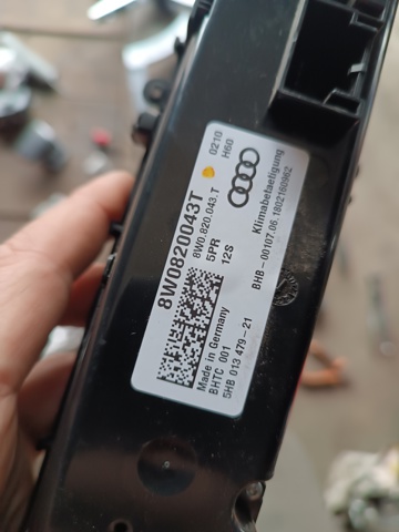 Регулятор вентилятора обігрівача 8W0820043T VAG