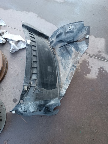 Підкрилок переднього крила, лівий передній 8W0853887L VAG