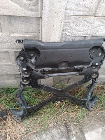 Передня балка 8W1399347F VAG