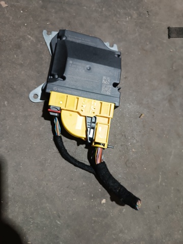 Модуль-процесор керування подушки безпеки A1779006704 MERCEDES