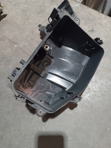 Корпус блока запобіжників A2475407600 MERCEDES