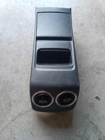 Декоративна накладка центральної консолі A2476803001 MERCEDES