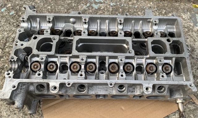 Головка блоку циліндрів L3N510090K MAZDA