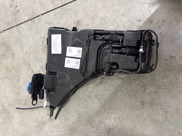 Бачок омивача скла 61665A3A029 BMW