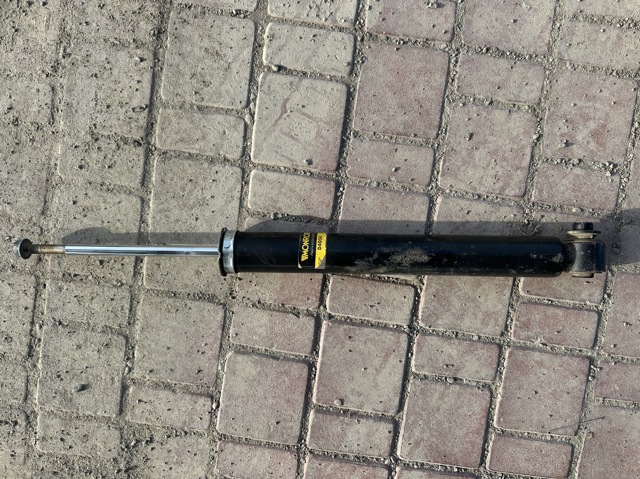 Амортизатор задній D4004 MONROE