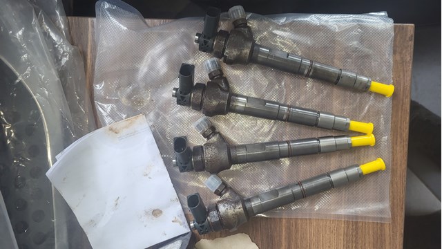 Форсунка інжектора 03L130277J VAG