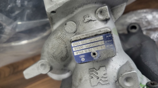 Турбонаддув 03L145715B VAG