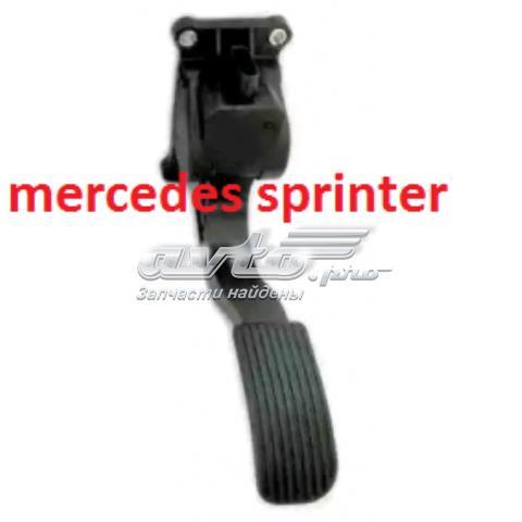 Педаль газа (акселератора) mercedes sprinter  9063000304
